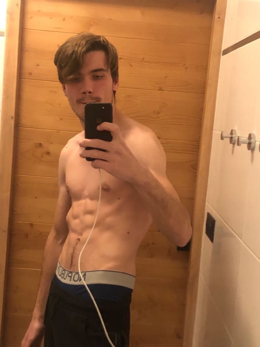Profil de Jahed, 22 ans, Lieu gay à Wiler (Lötschen)