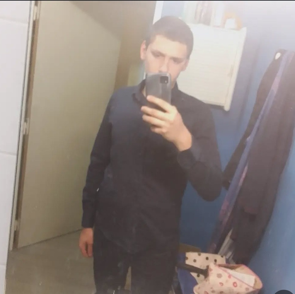 Profil de Chakir, 20 ans, Lieu gay à Ellighausen