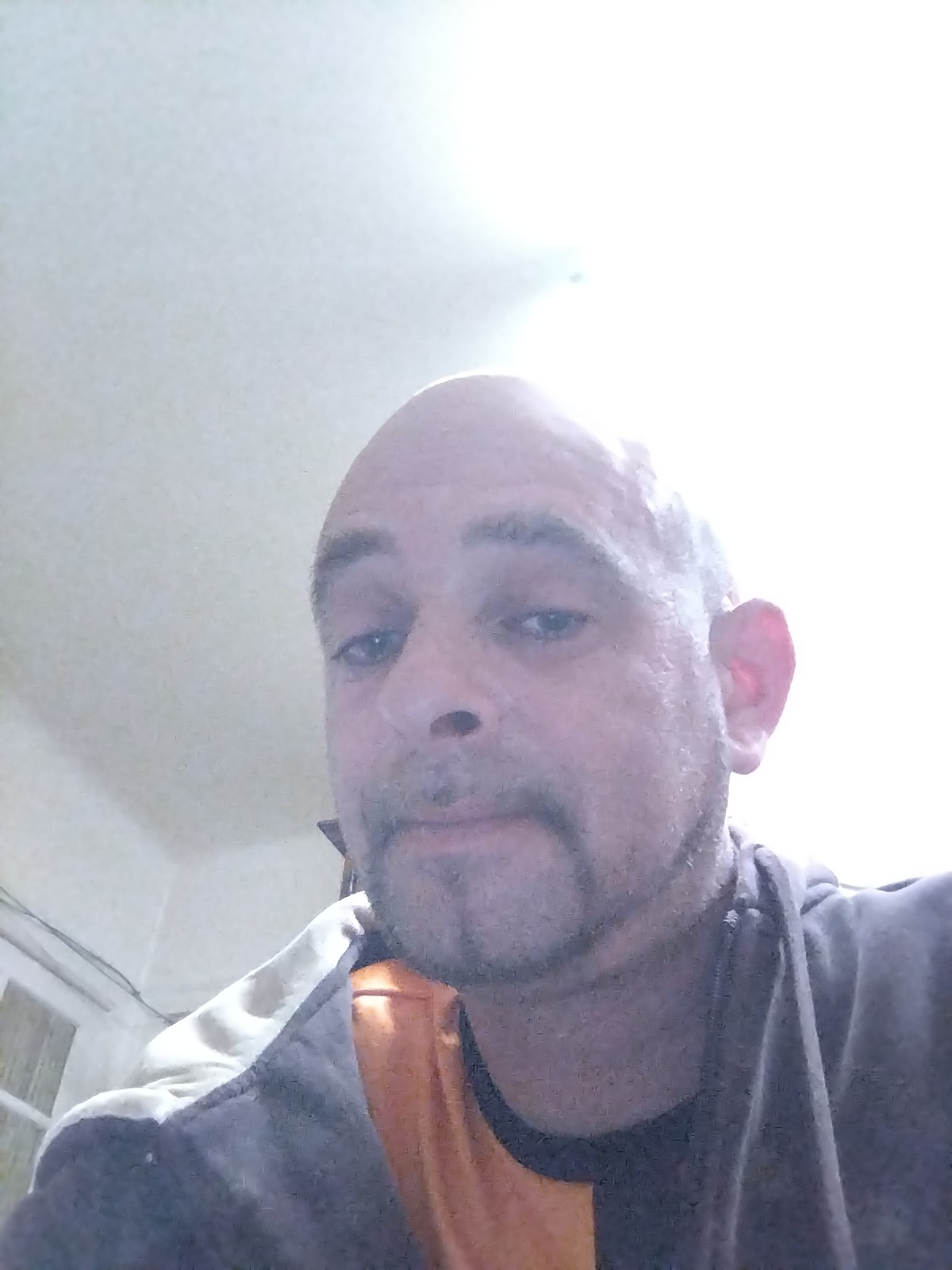 Profil de Clarel, 44 ans, Lieu gay à Mörigen