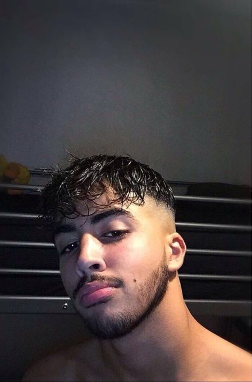 Profil de Madhi, 18 ans, Lieu gay à Pitasch