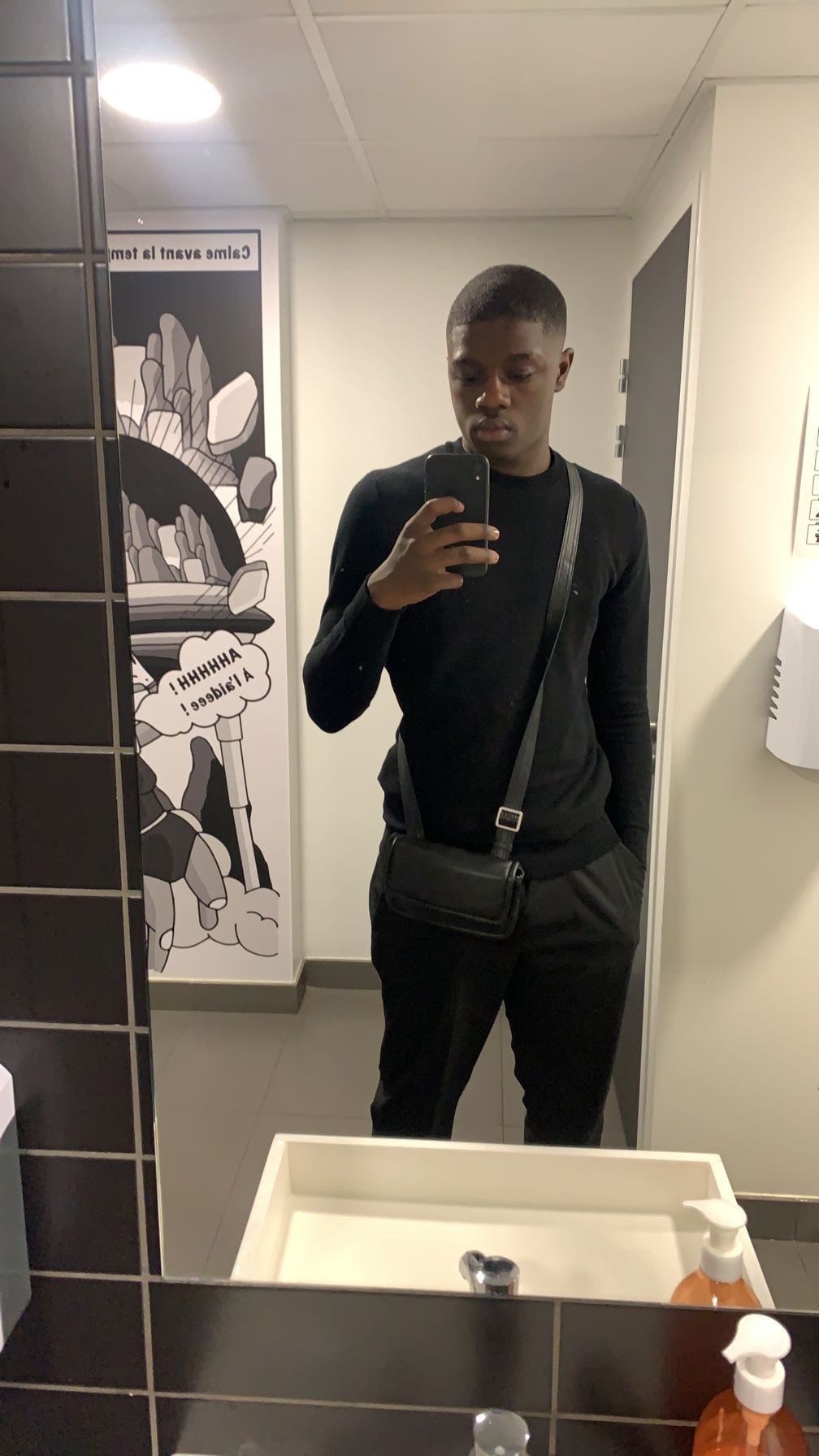 Profil de Django, 20 ans, Lieu gay à Dalin