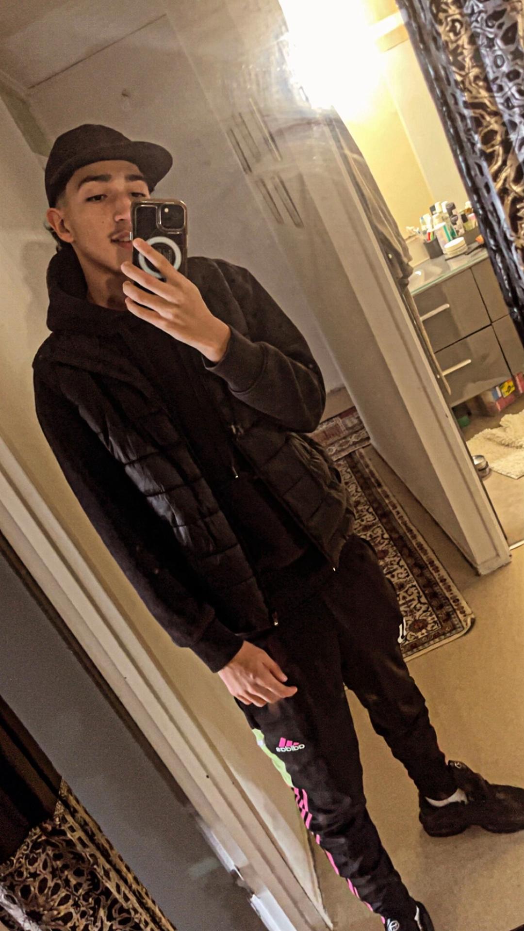 Profil de Cyran, 19 ans, Lieu gay à Inden