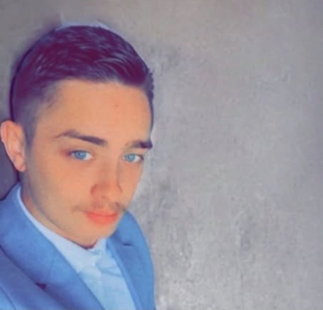 Profil de Lazreg, 27 ans, Lieu gay à Lätti