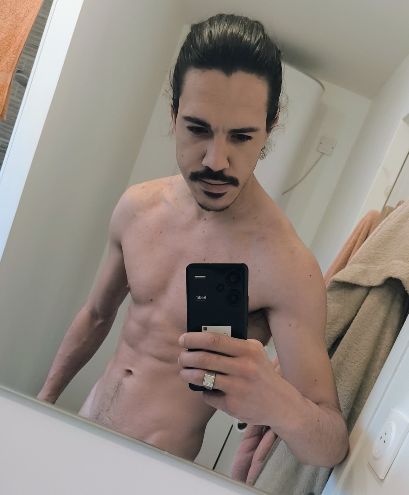 Profil de Kande, 30 ans, Lieu gay à Uznach