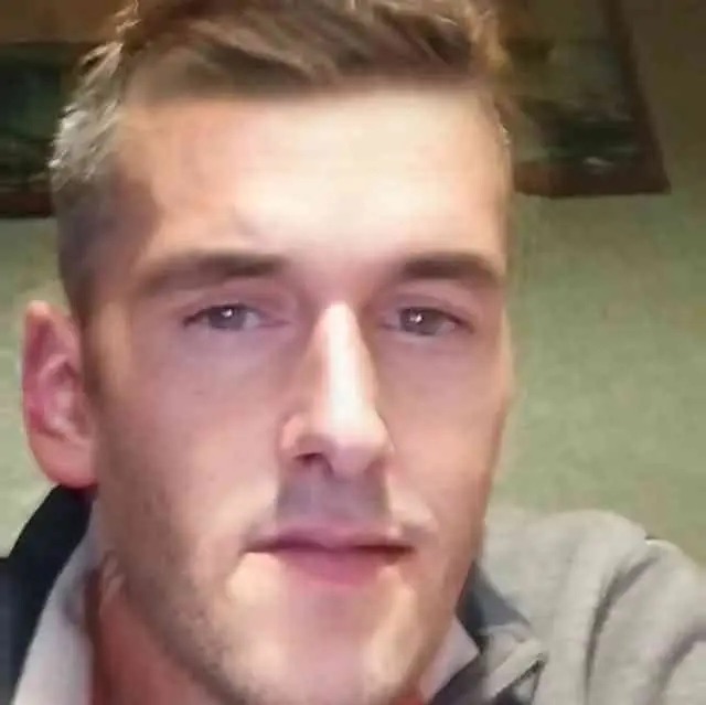 Profil de Clemenceau, 35 ans, Lieu gay à Mörigen