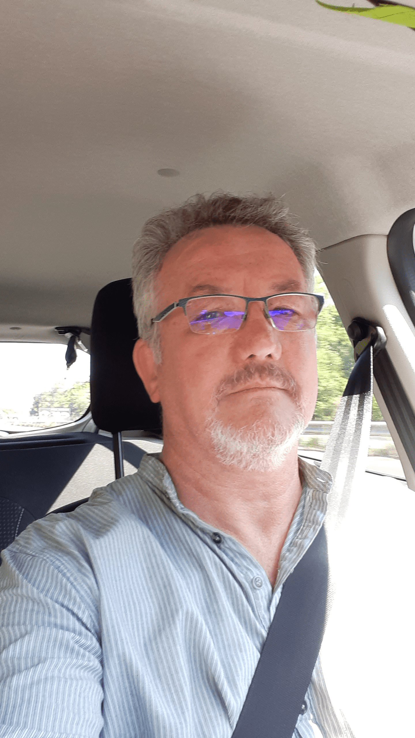Profil de Jehann, 52 ans, Lieu gay à Tschlin