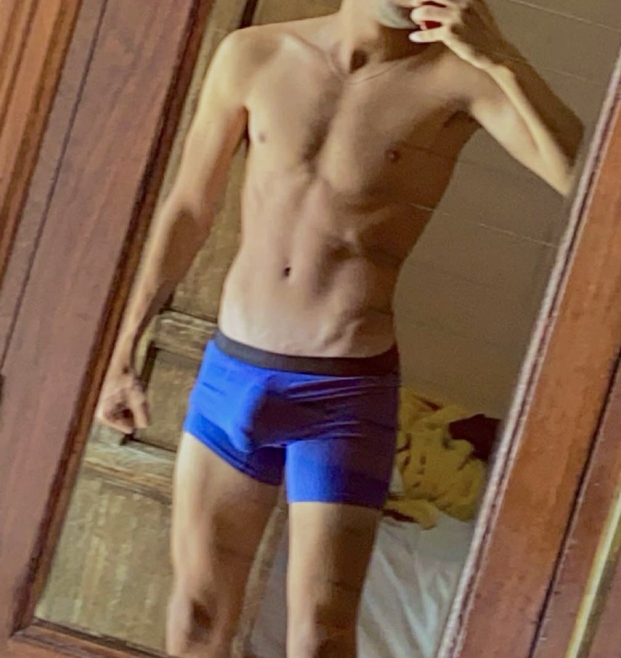 Profil de Ender, 26 ans, Lieu gay à Aven