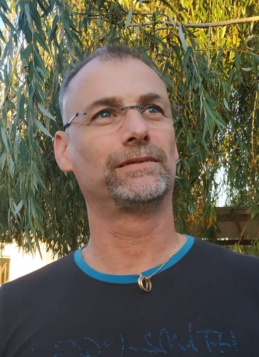 Profil de Hassan, 55 ans, Lieu gay à Court