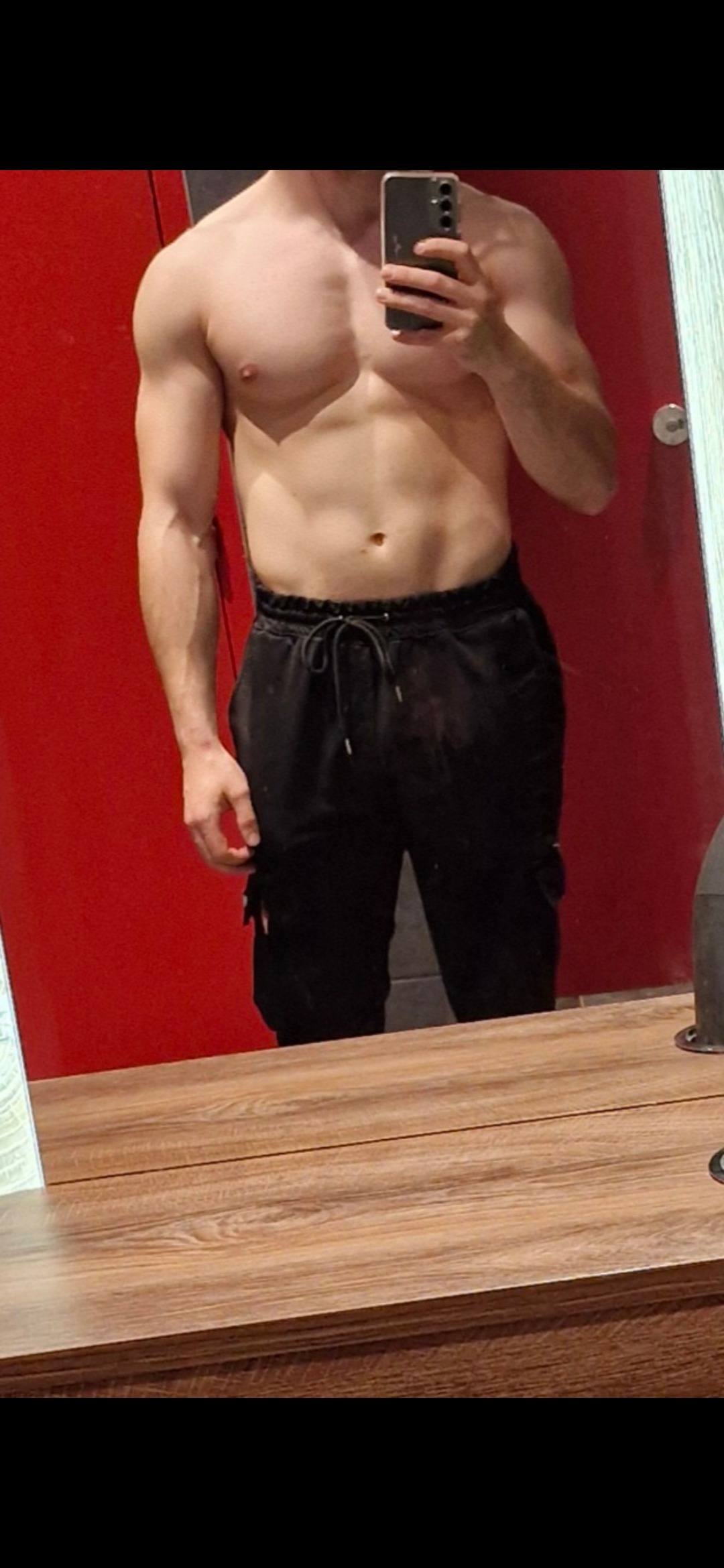 Profil de Lemy, 25 ans, Lieu gay à Buchillon