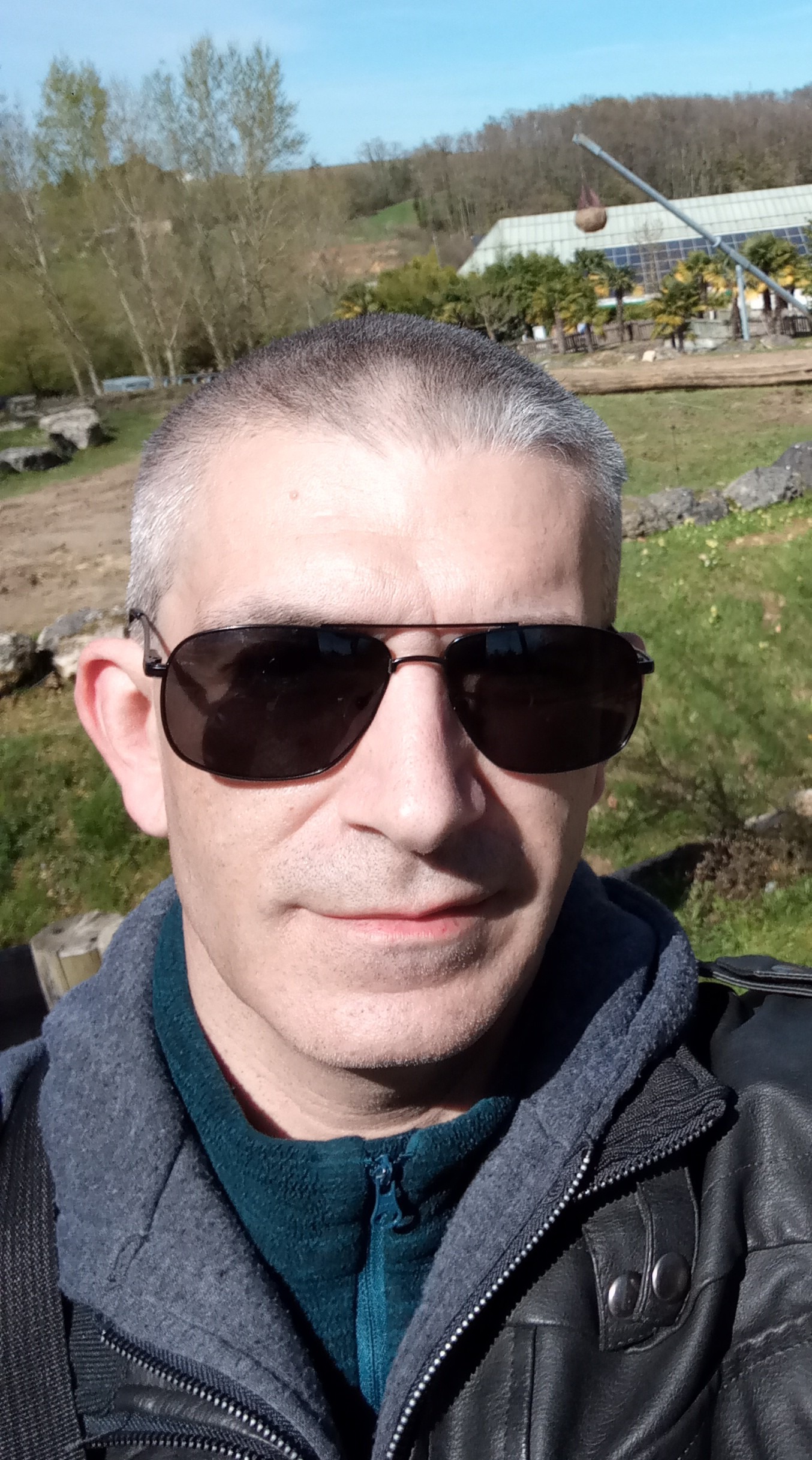 Profil de Blerim, 50 ans, Lieu gay à Bière