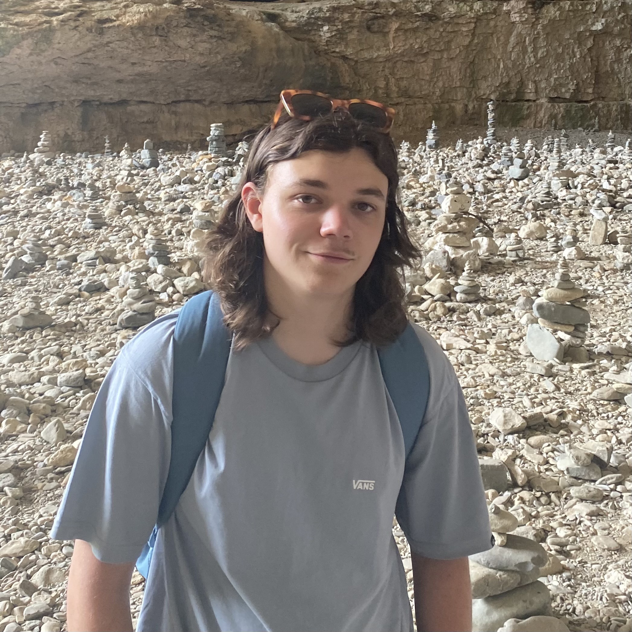 Profil de Batoura, 23 ans, Lieu gay à Castiel