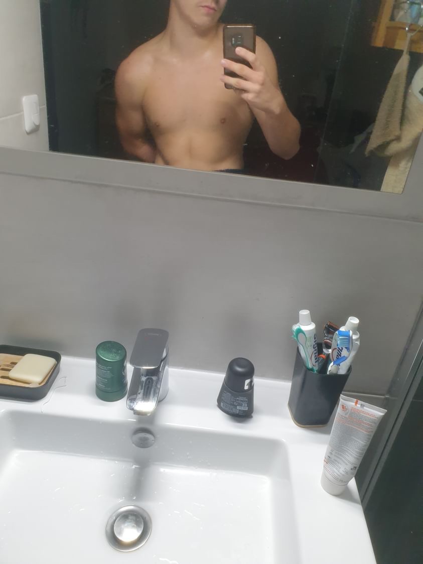 Profil de Corneille, 23 ans, Lieu gay à Kaltacker