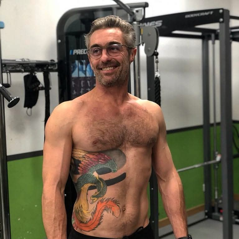 Profil de Yves-eric, 43 ans, Lieu gay à Almens