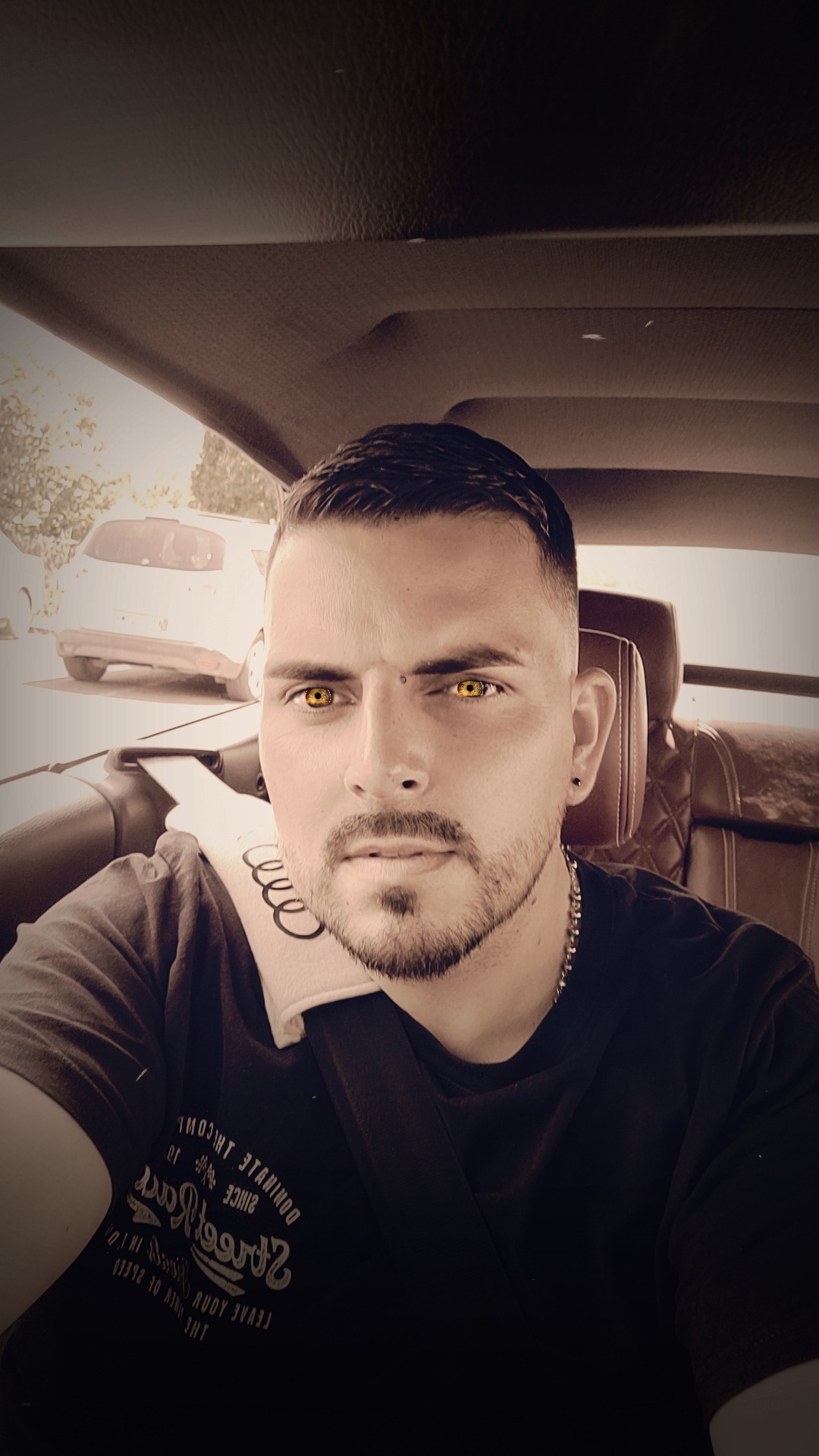 Profil de Keanu, 38 ans, Lieu gay à Champsec