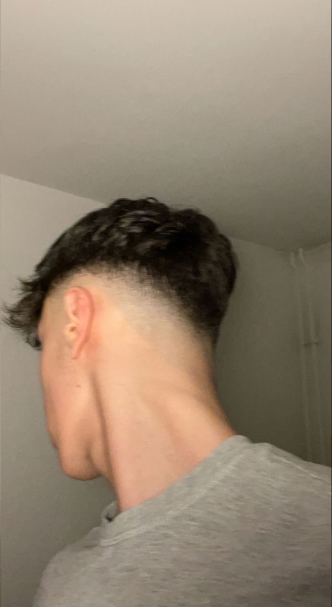 Profil de Dgino, 22 ans, Lieu gay à Rabius