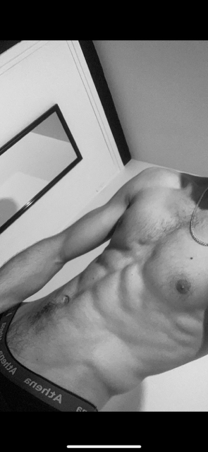 Profil de Youssif, 24 ans, Lieu gay à Féchy