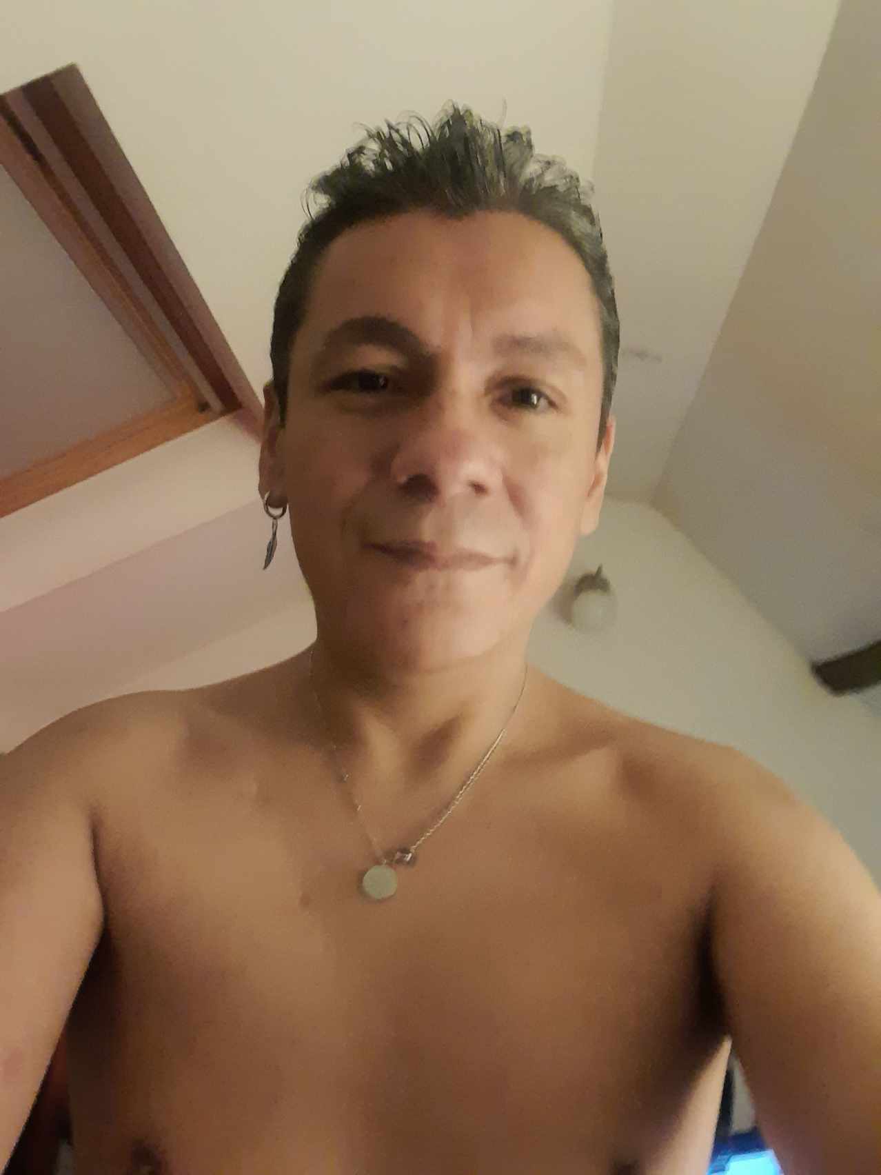 Profil de Enaut, 40 ans, Lieu gay à Réchy