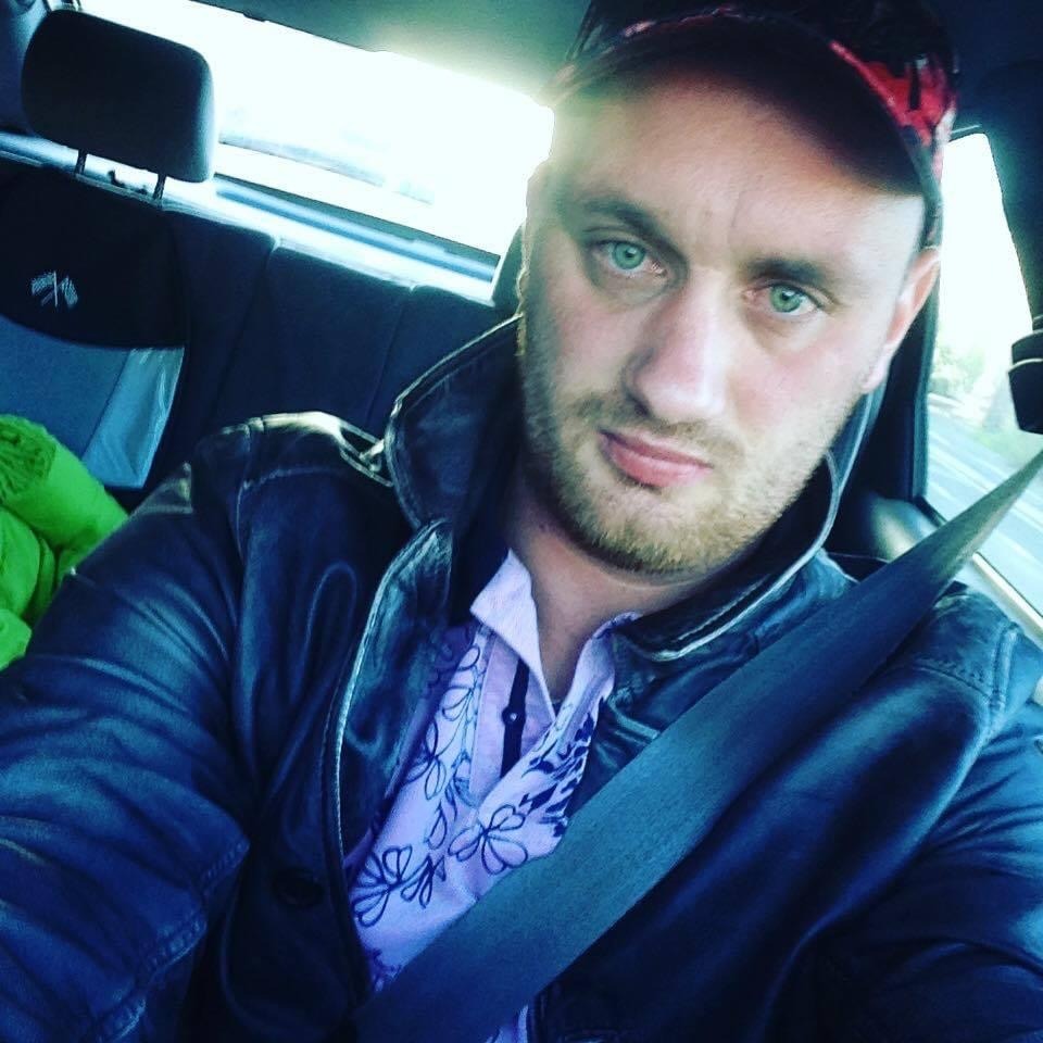 Profil de Abib, 42 ans, Lieu gay à Levron