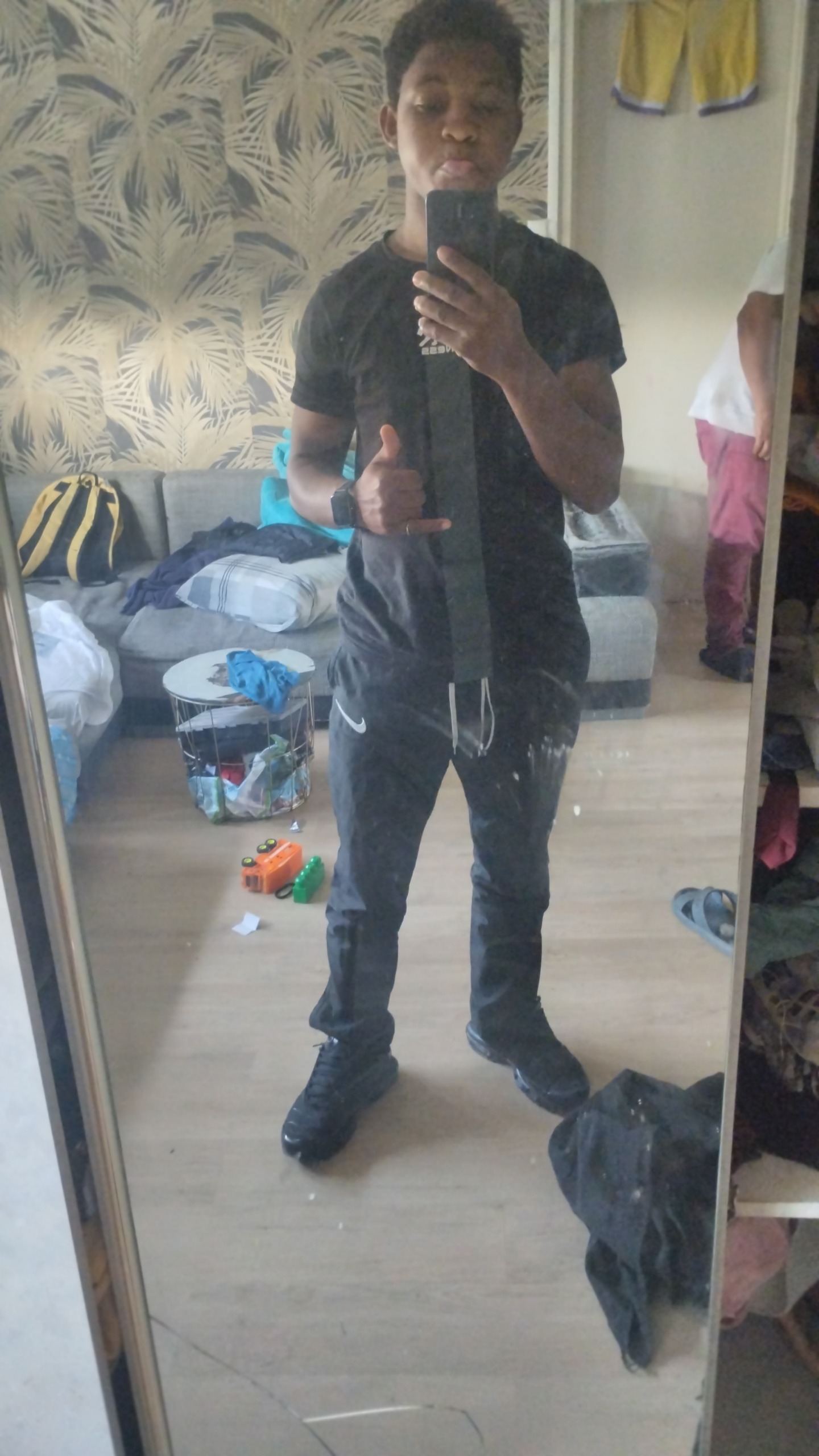 Profil de Djimmy, 20 ans, Lieu gay à Gruben