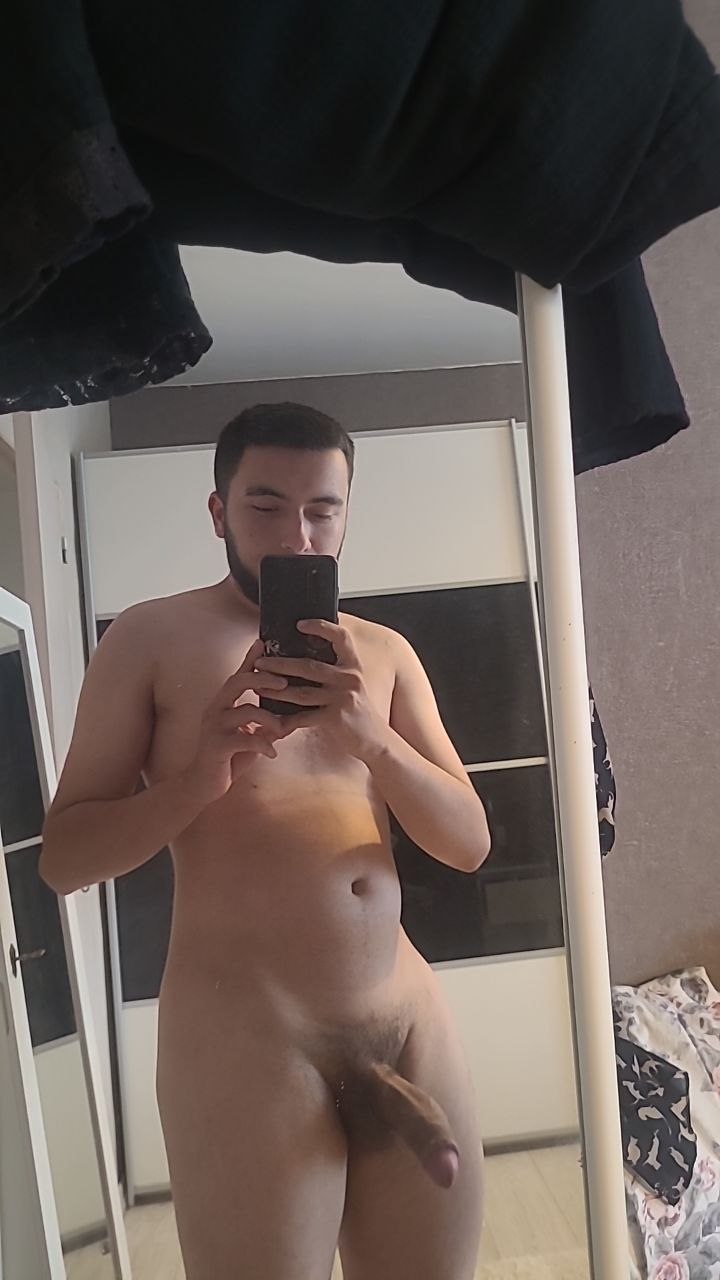 Profil de Giulian, 20 ans, Lieu gay à Naters