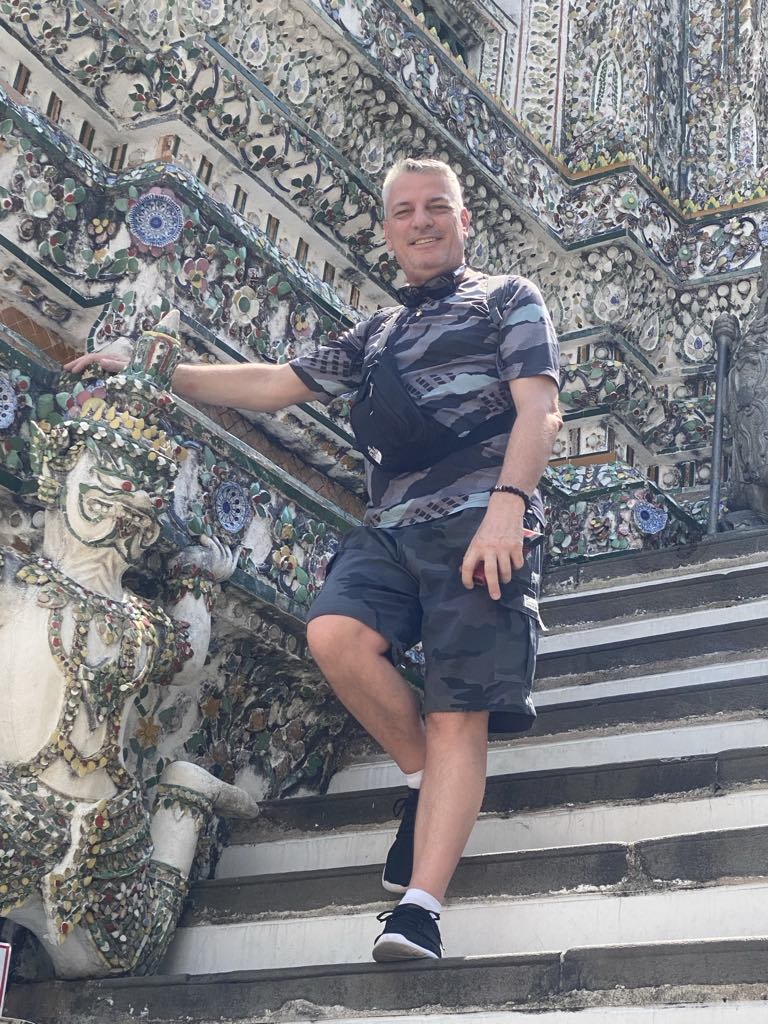 Profil de Jean-kevin, 54 ans, Lieu gay à Bondo