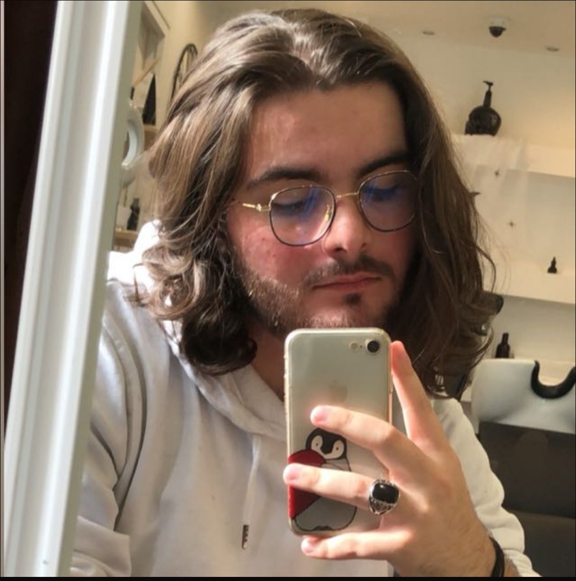 Profil de Enys, 19 ans, Lieu gay à La Place (Ayent)