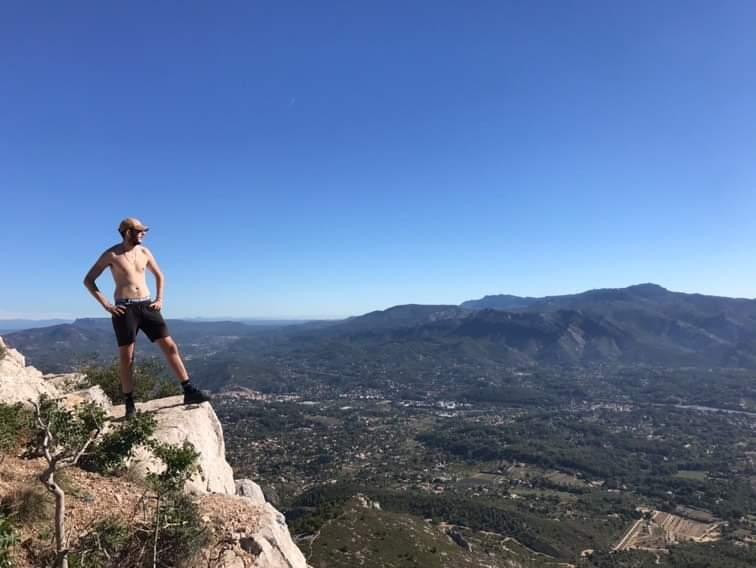 Profil de Tineo, 25 ans, Lieu gay à Castaneda