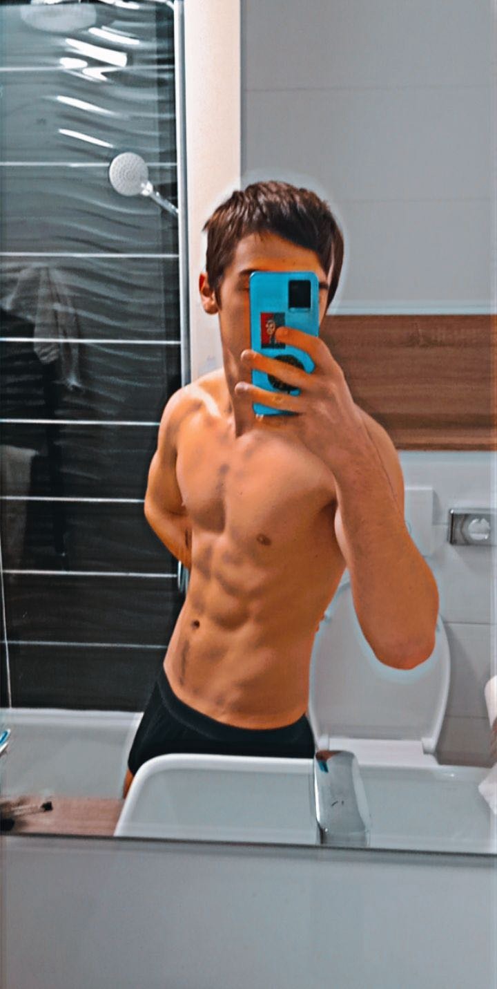 Profil de Simon, 20 ans, Lieu gay à Riniken