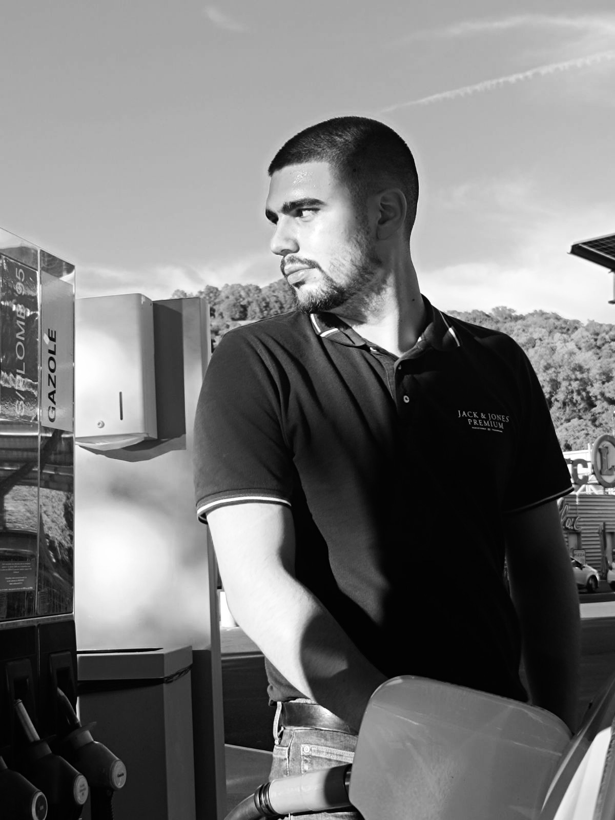 Profil de Alhassane, 26 ans, Lieu gay à Lens