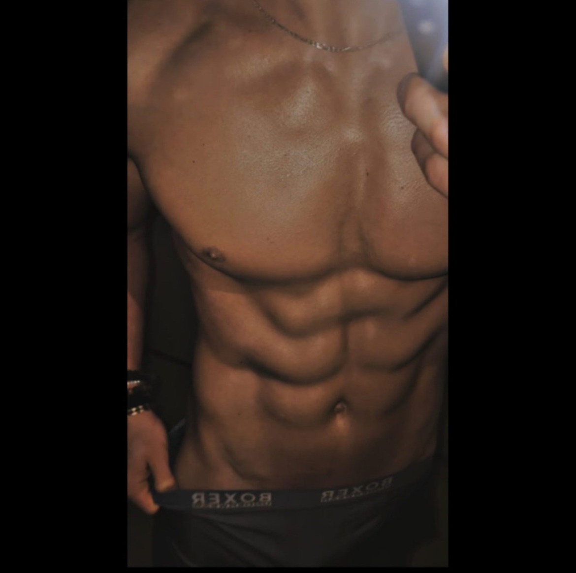 Profil de Abdoulay, 24 ans, Lieu gay à Dotzigen