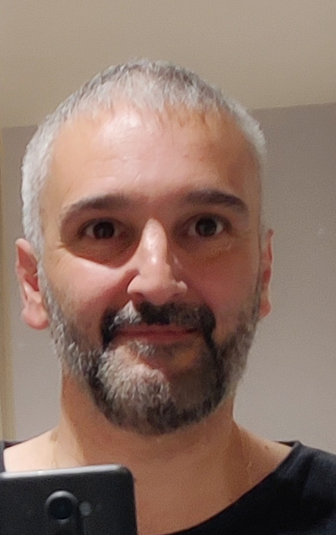 Profil de Hilario, 48 ans, Lieu gay à Enges