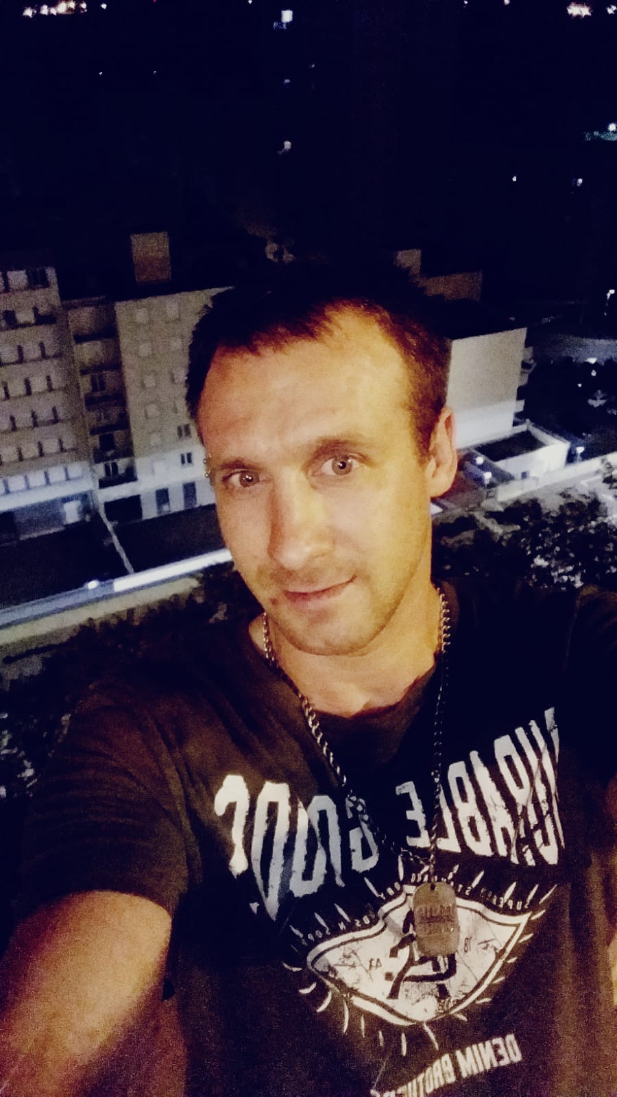 Profil de Ylias, 36 ans, Lieu gay à Rueun