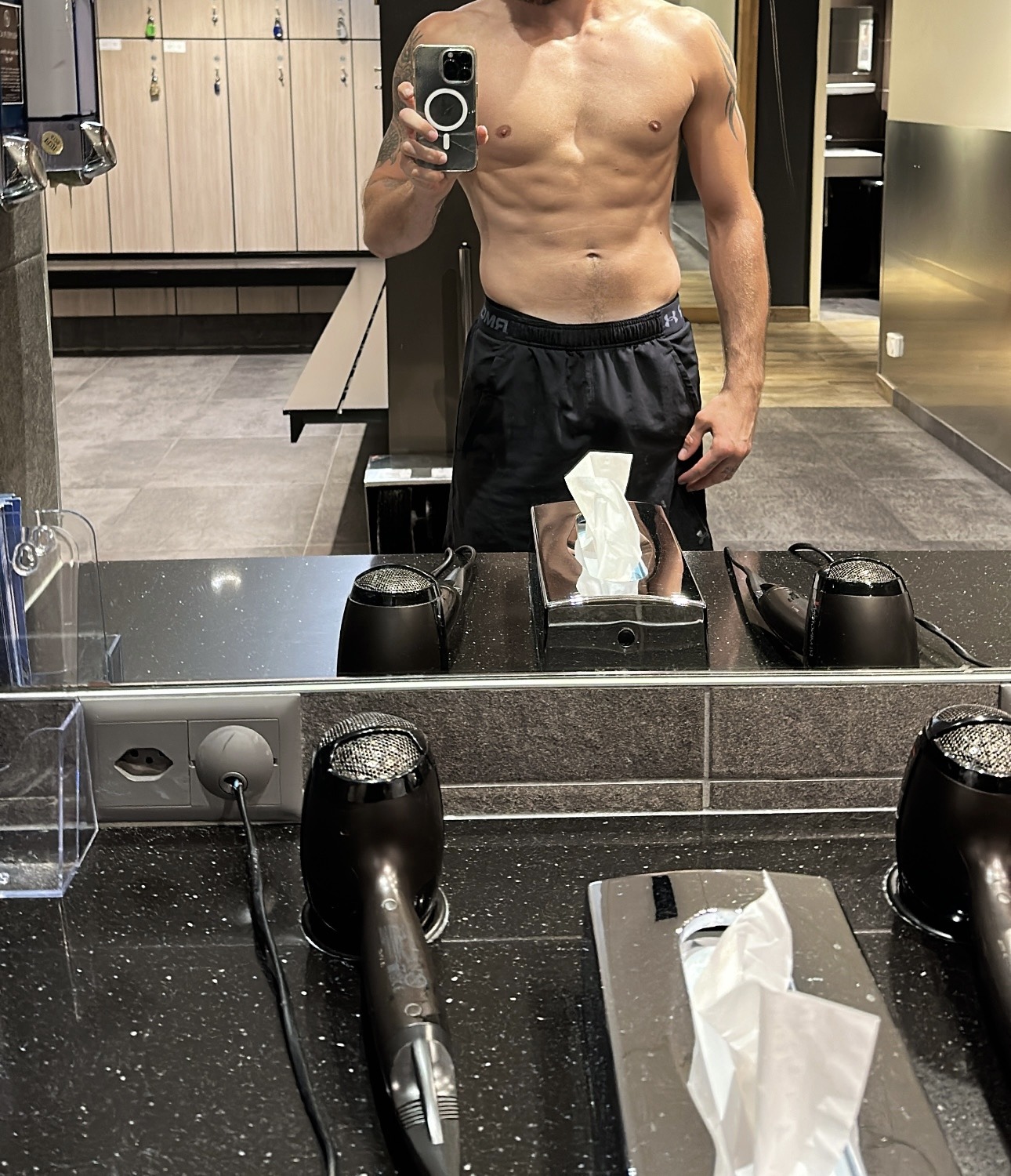 Profil de Ionut, 27 ans, Lieu gay à Luins