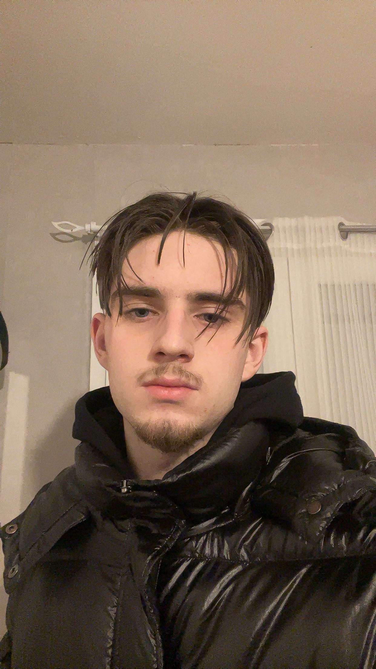 Profil de Raoul, 20 ans, Lieu gay à Avenches