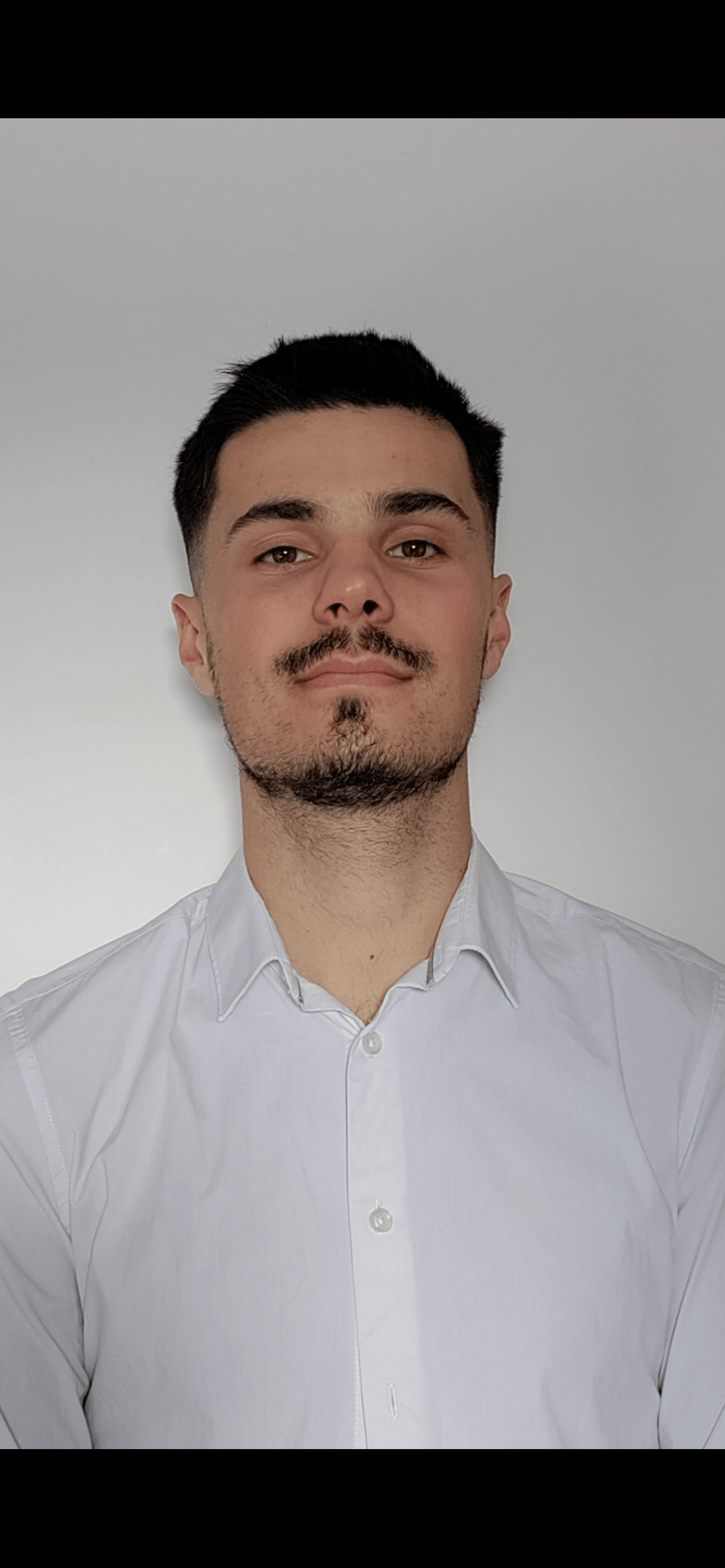 Profil de Ghislain, 22 ans, Lieu gay à Henggart