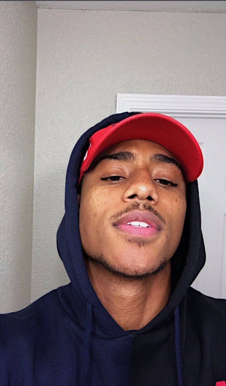 Profil de Djem, 24 ans, Lieu gay à Champéry