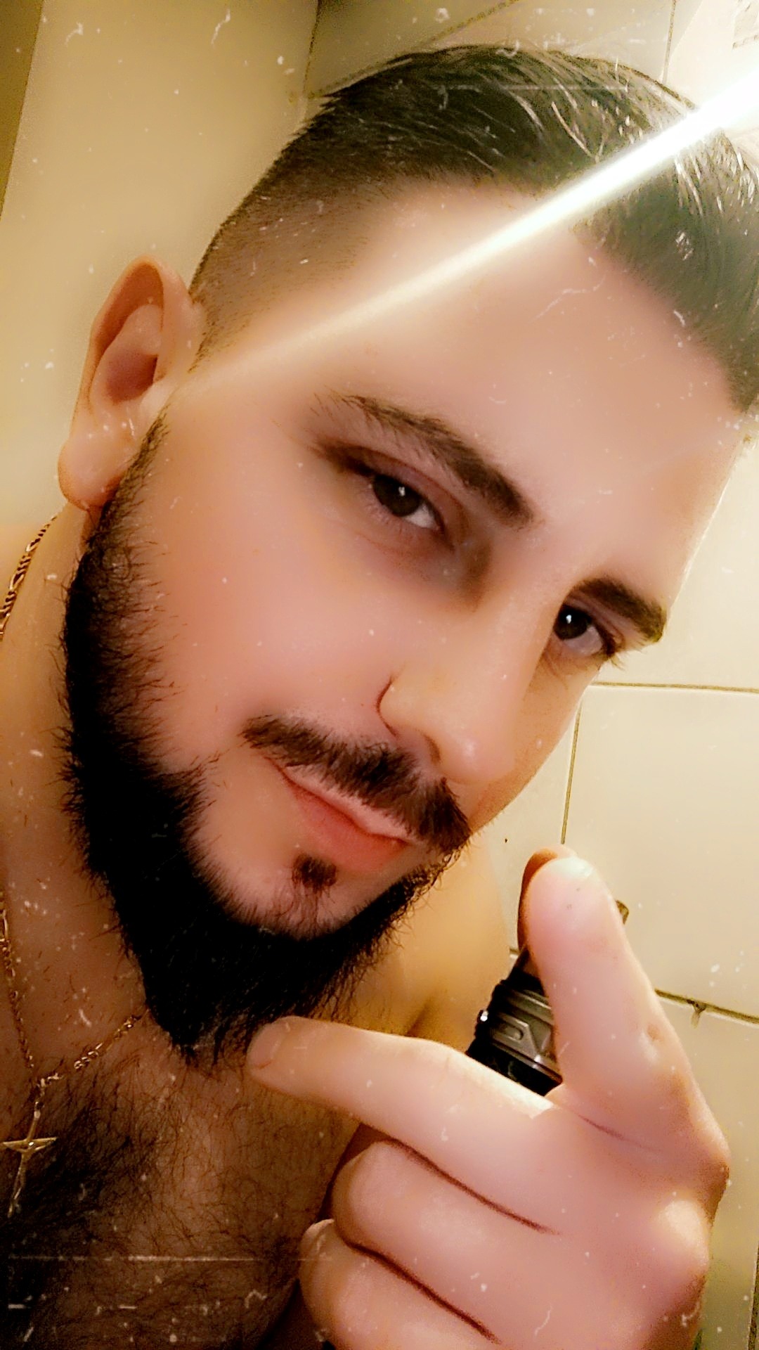 Profil de Edriss, 34 ans, Lieu gay à Les Geneveys-sur-Coffrane