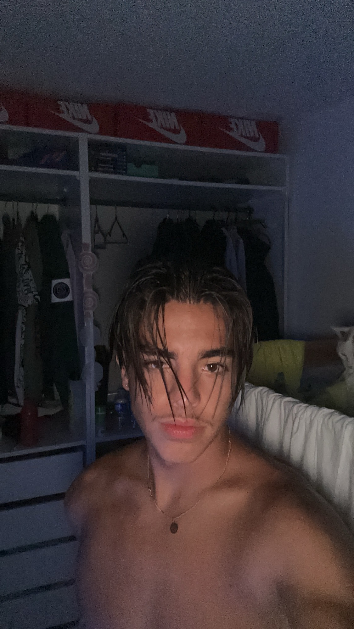 Profil de Esai, 20 ans, Lieu gay à Engwang